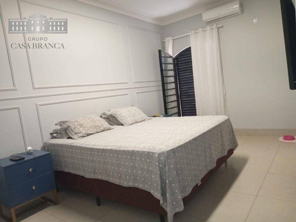 Sobrado, 3 quartos, 263 m² - Foto 8