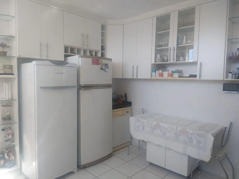 Apartamento, 3 quartos, 176 m² - Foto 2