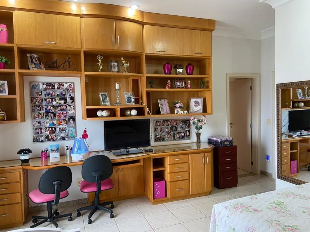 Casa, 3 quartos, 454 m² - Foto 1
