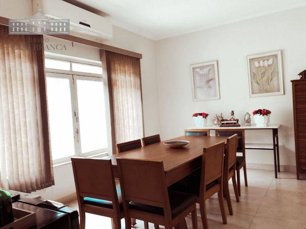 Casa à venda e aluguel com 5 quartos, 352m² - Foto 3