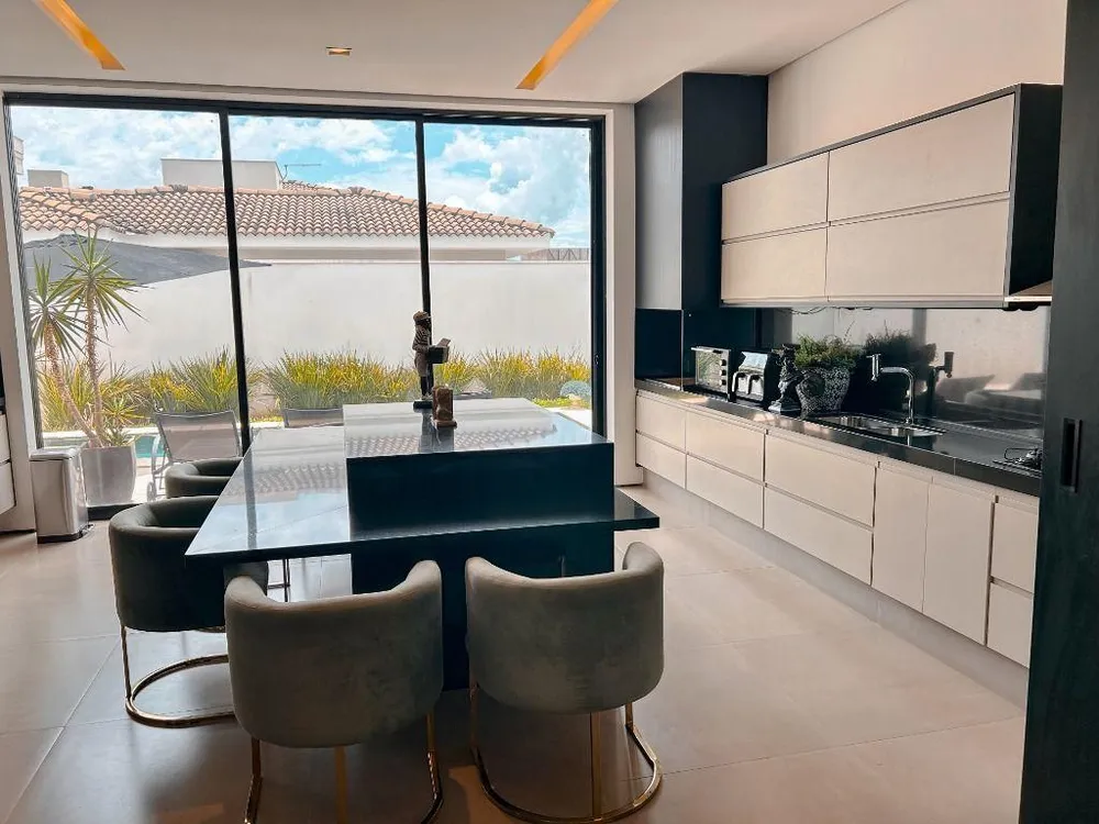 Casa, 3 quartos, 280 m² - Foto 4