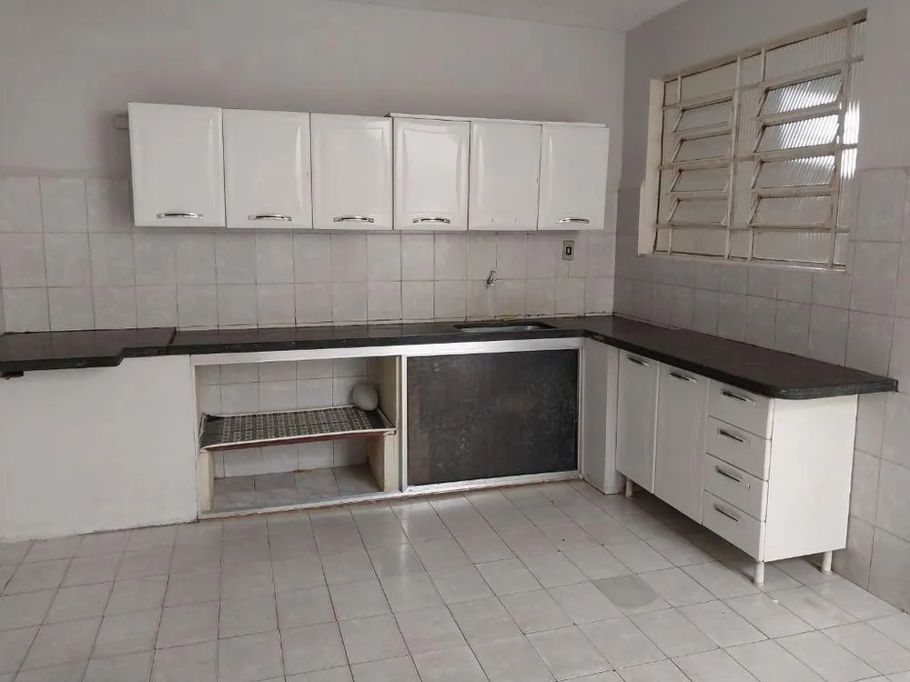 Casa, 3 quartos, 186 m² - Foto 2