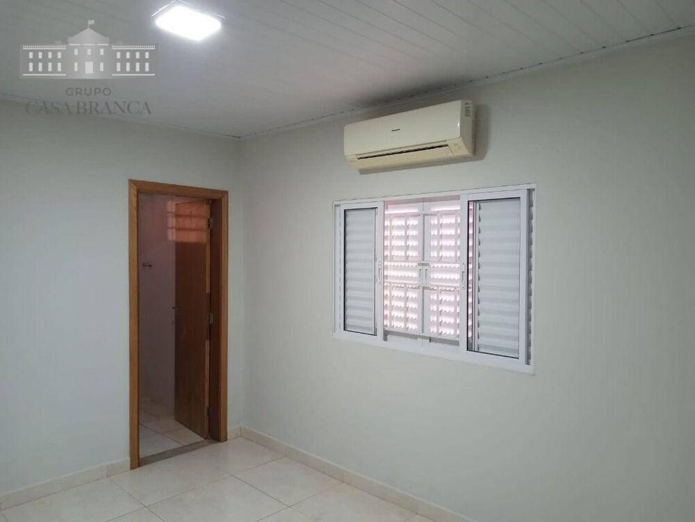 Casa à venda com 3 quartos, 143m² - Foto 3