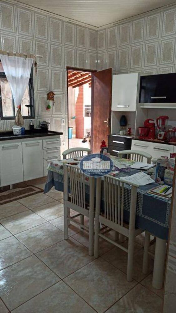 Casa à venda com 3 quartos, 112m² - Foto 7