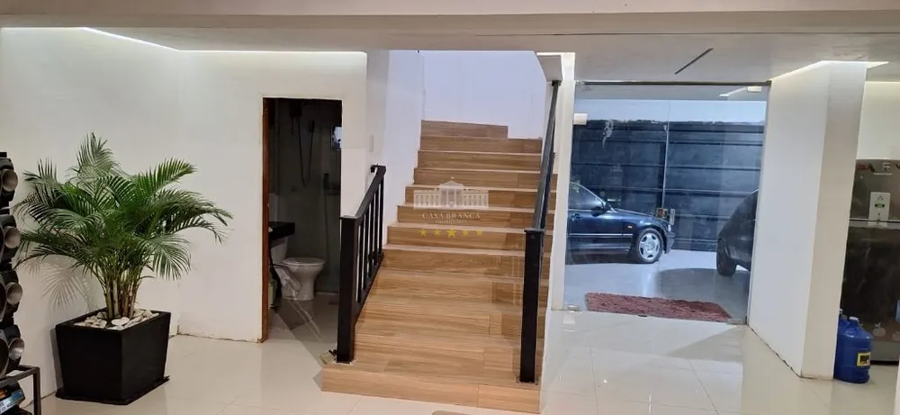 Sobrado, 3 quartos, 450 m² - Foto 1