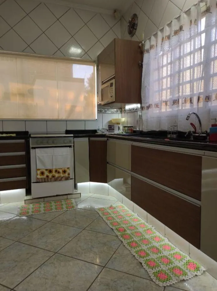 Casa, 3 quartos, 140 m² - Foto 4