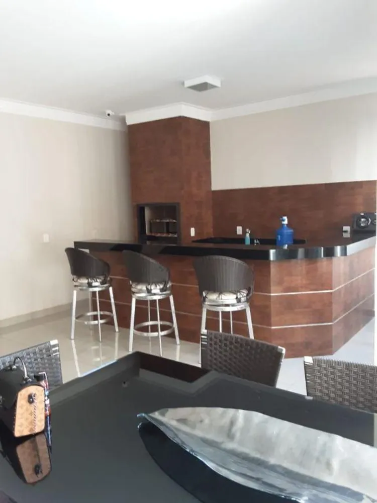 Casa, 3 quartos, 206 m² - Foto 1