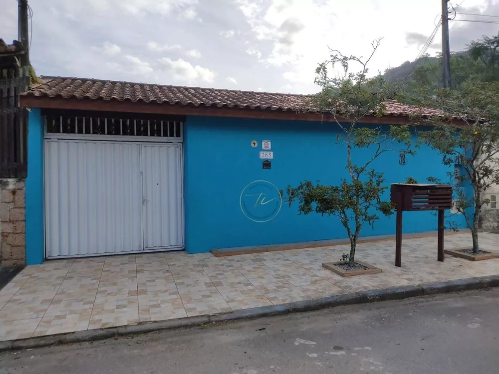 Casa para alugar com 3 quartos, 300M2 - Foto 2