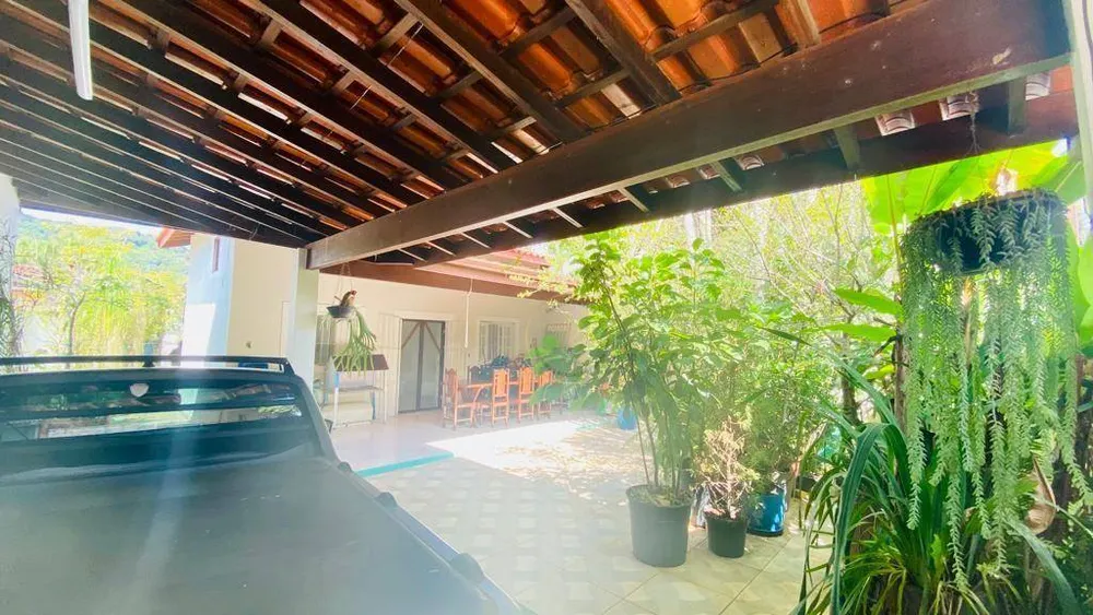 Casa, 3 quartos, 230 m² - Foto 9