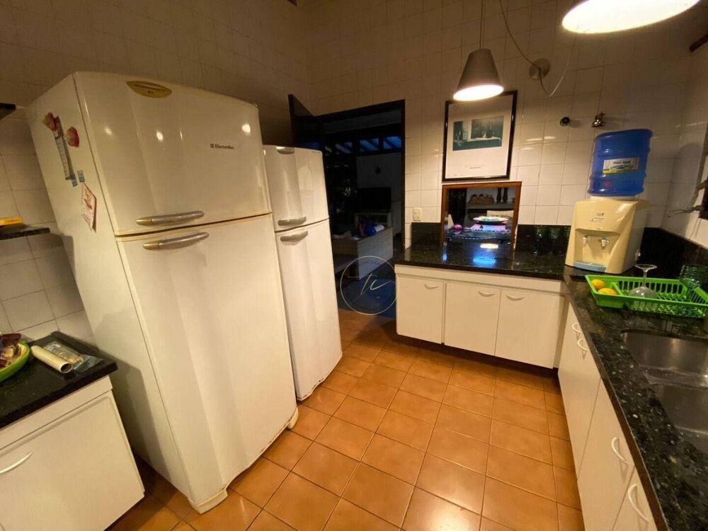 Casa de Condomínio à venda com 4 quartos, 280m² - Foto 7