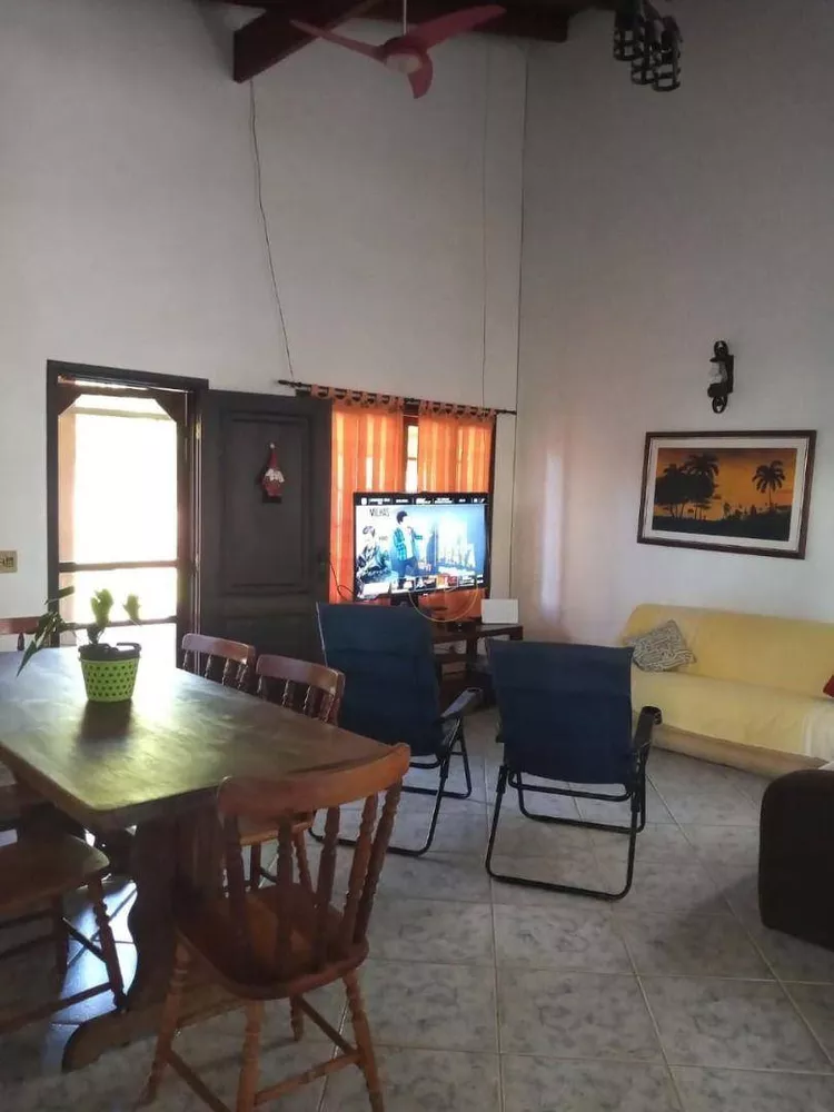 Casa à venda com 3 quartos, 180m² - Foto 5