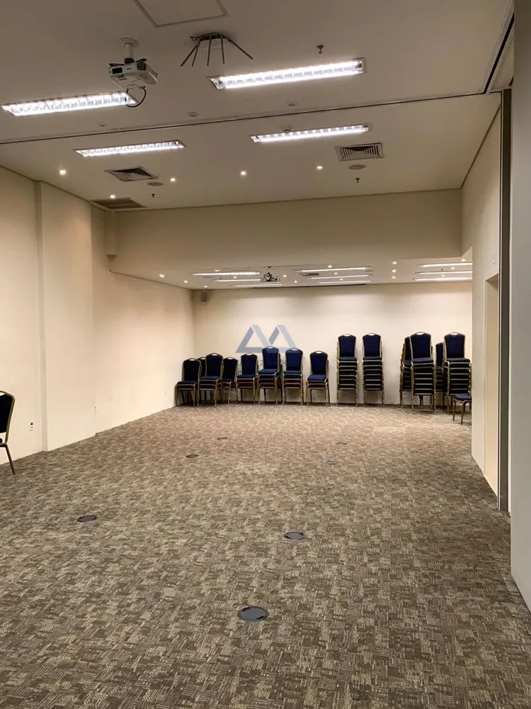 Sala-Conjunto, 626 m² - Foto 2