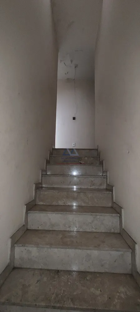 Casa, 4 quartos, 220 m² - Foto 3