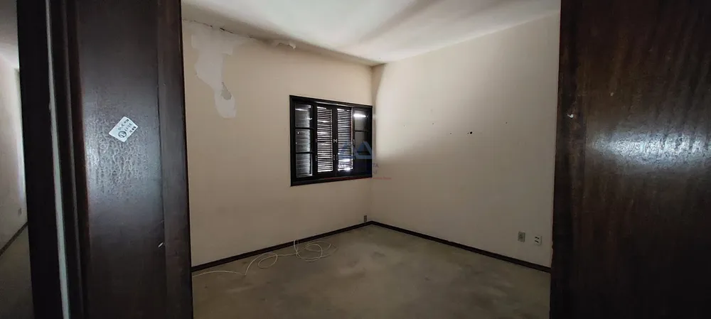 Casa, 4 quartos, 220 m² - Foto 2