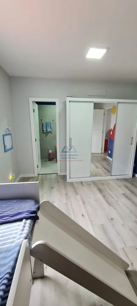 Casa, 3 quartos, 207 m² - Foto 1