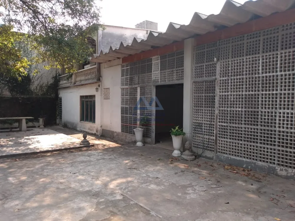 Loteamento e Condomínio, 900 m² - Foto 1