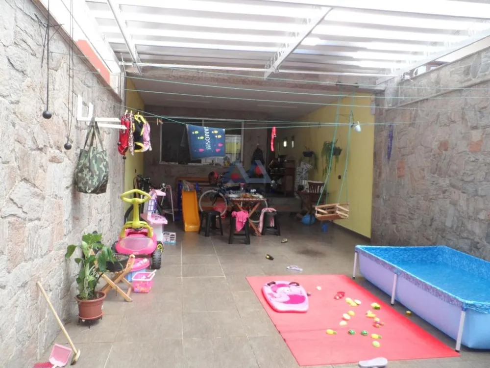 Casa, 3 quartos, 160 m² - Foto 2