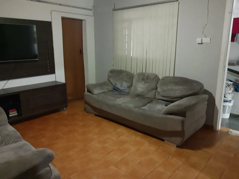 Casa, 6 quartos, 230 m² - Foto 1