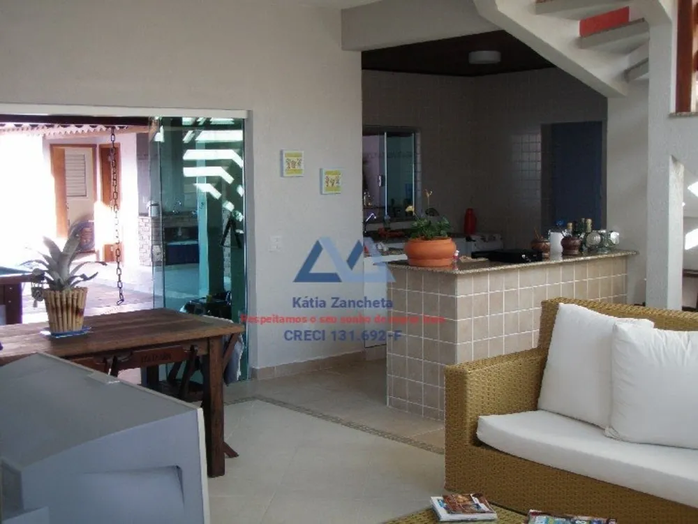 Casa, 4 quartos, 588 m² - Foto 1