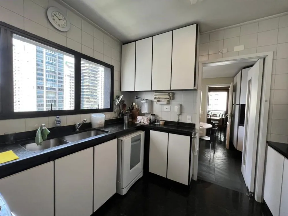 Apartamento, 3 quartos, 220 m² - Foto 25