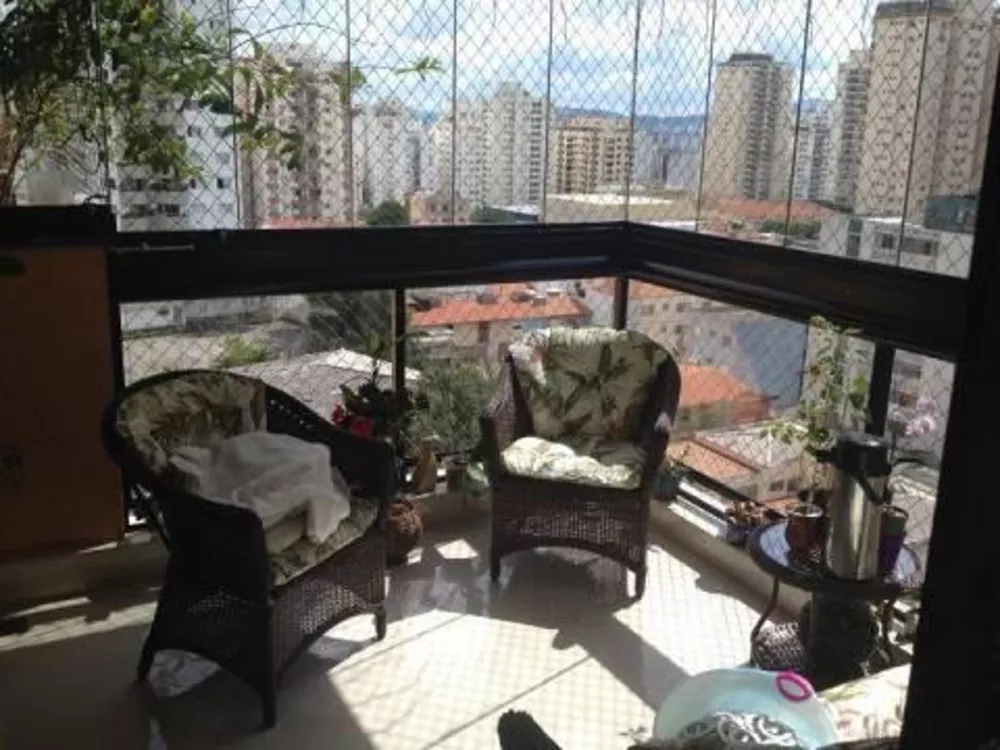 Apartamento para alugar com 3 quartos, 146m² - Foto 3