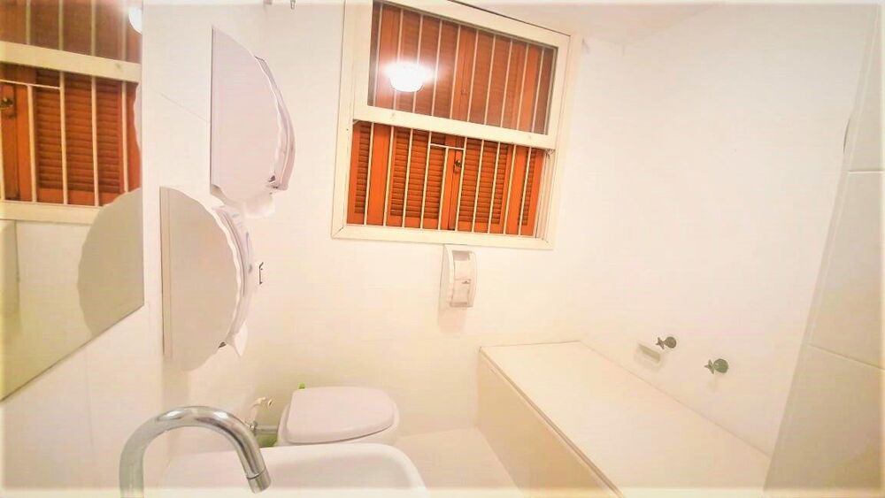 Prédio Inteiro para alugar com 3 quartos, 113m² - Foto 2