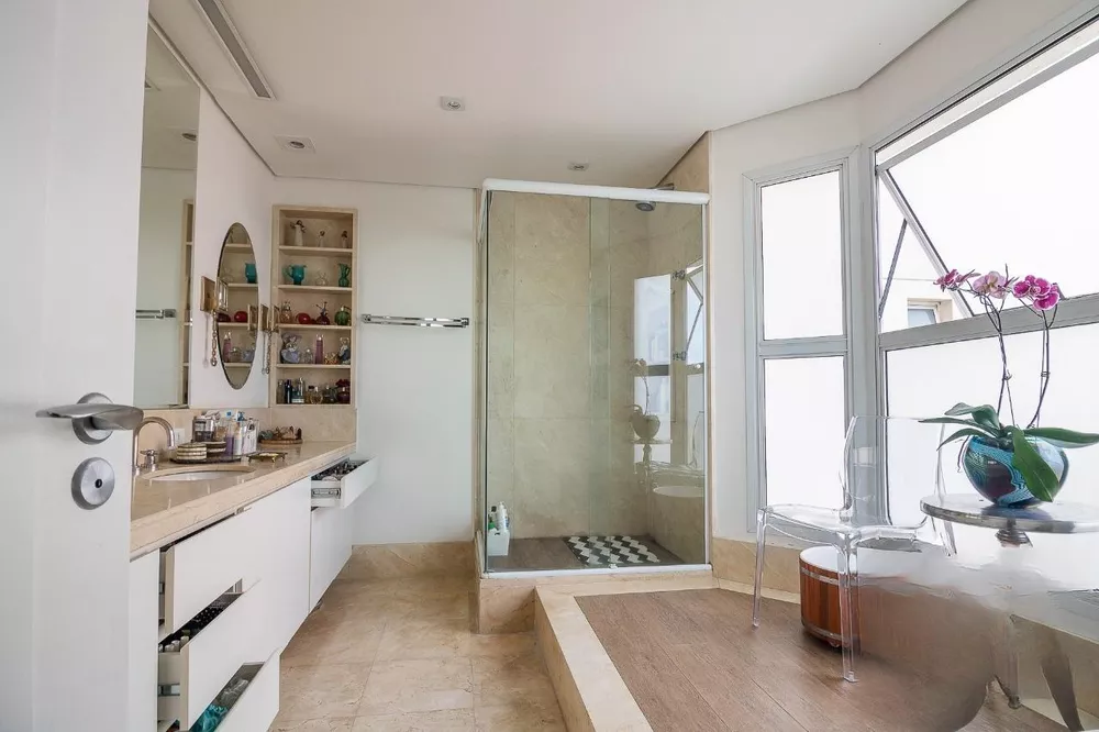 Apartamento, 3 quartos, 300 m² - Foto 2