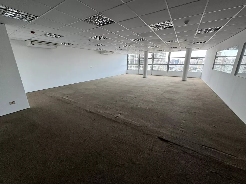 Prédio Inteiro à venda com 1 quarto, 270m² - Foto 2