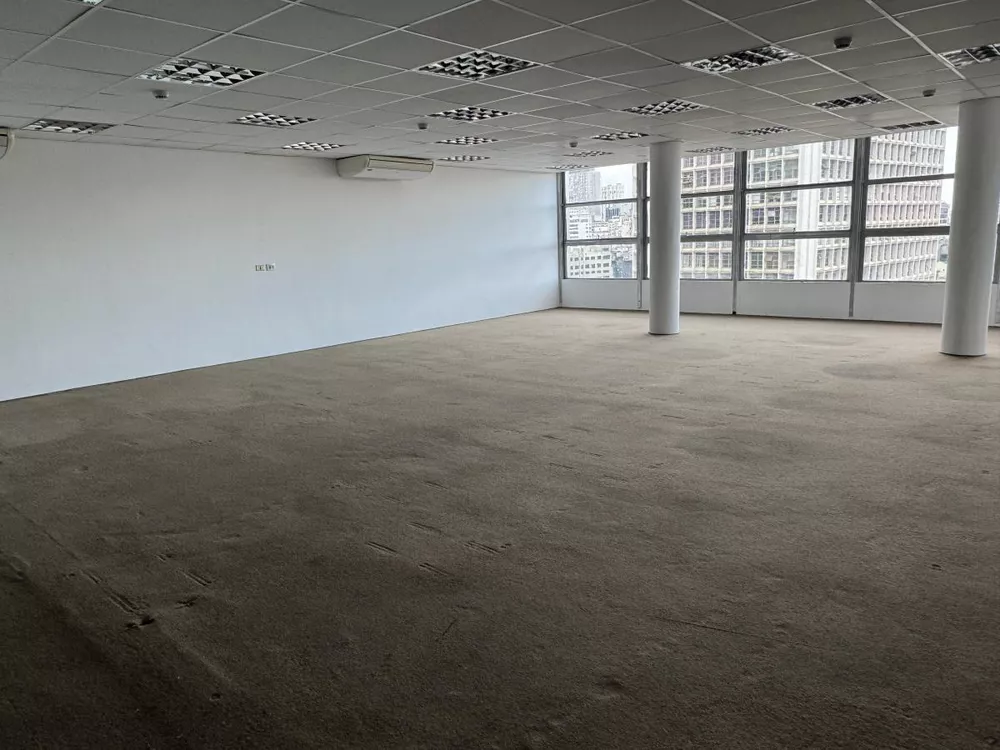 Prédio Inteiro à venda com 1 quarto, 270m² - Foto 18