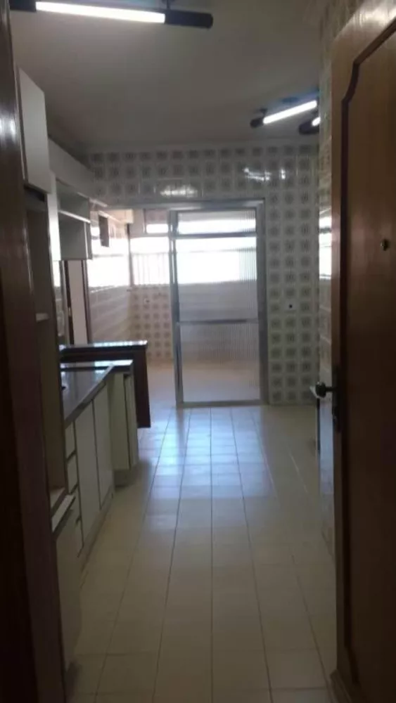 Apartamento à venda com 3 quartos, 103m² - Foto 30