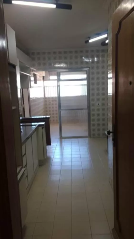 Apartamento à venda com 3 quartos, 103m² - Foto 9