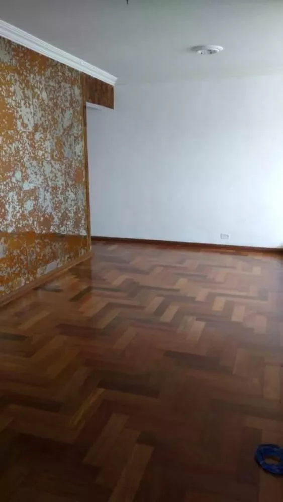 Apartamento à venda com 3 quartos, 103m² - Foto 3