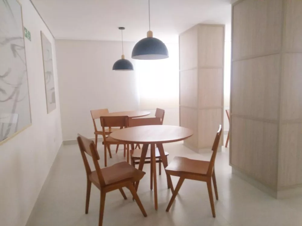 Apartamento à venda com 2 quartos, 68m² - Foto 31