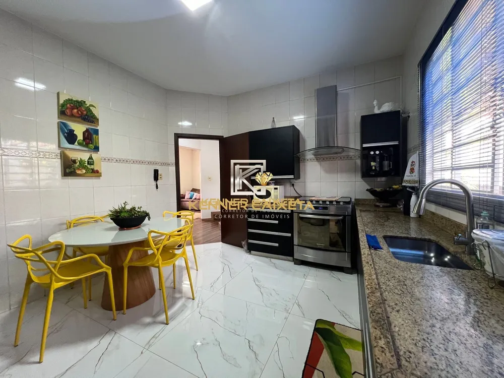 Casa, 3 quartos, 251 m² - Foto 13