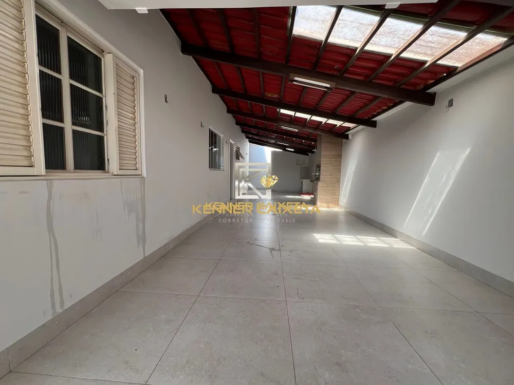 Casa, 4 quartos, 229 m² - Foto 2