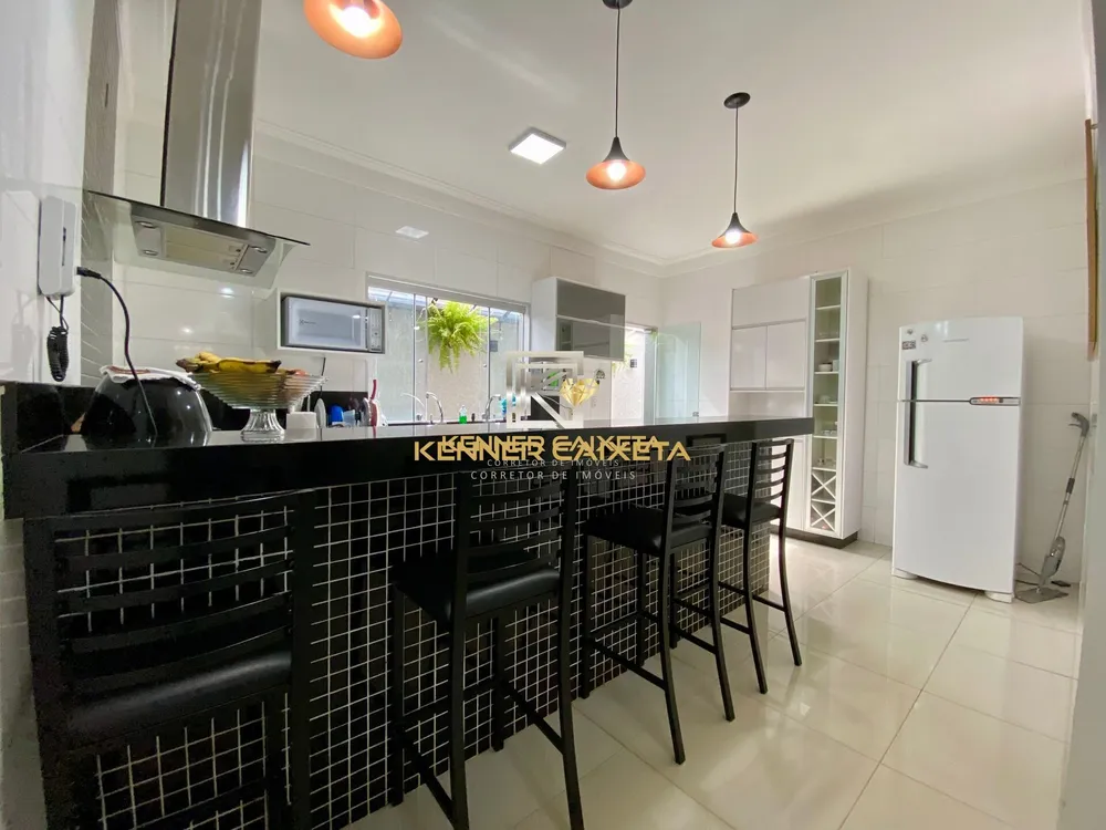 Casa, 3 quartos, 220 m² - Foto 5