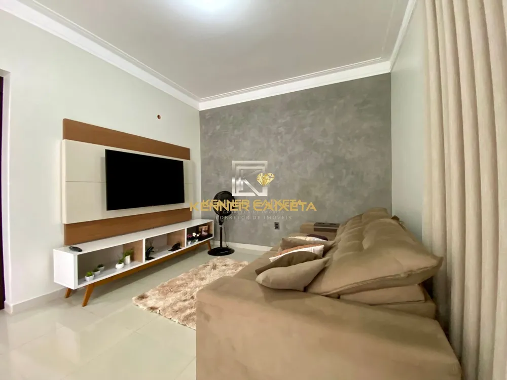 Casa, 3 quartos, 220 m² - Foto 3