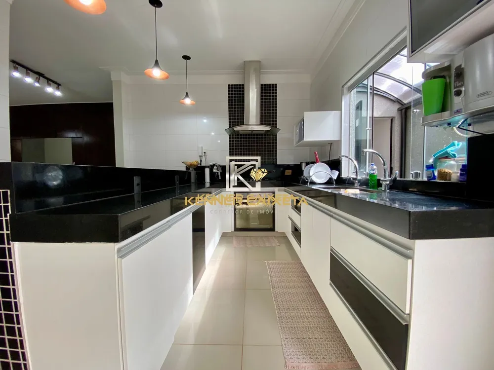 Casa, 3 quartos, 220 m² - Foto 7