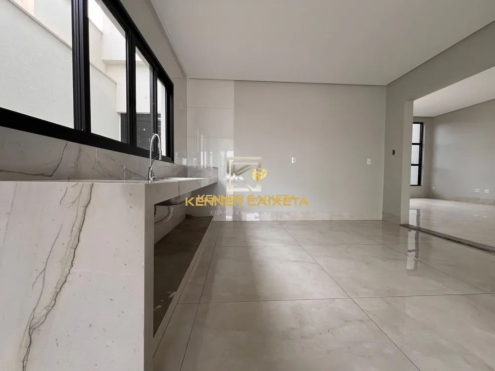 Casa, 3 quartos, 200 m² - Foto 6