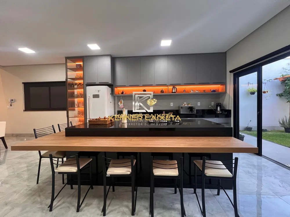 Casa, 3 quartos, 252 m² - Foto 5