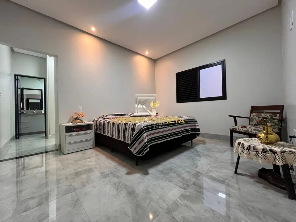 Casa, 3 quartos, 252 m² - Foto 10
