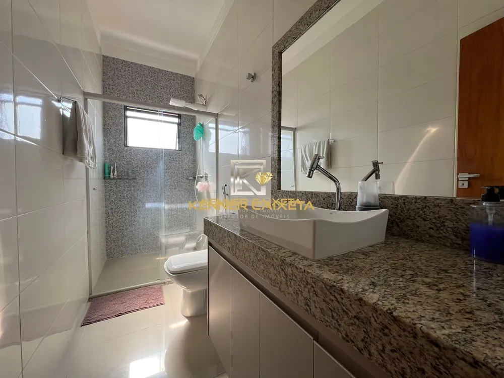 Casa, 5 quartos, 300 m² - Foto 4
