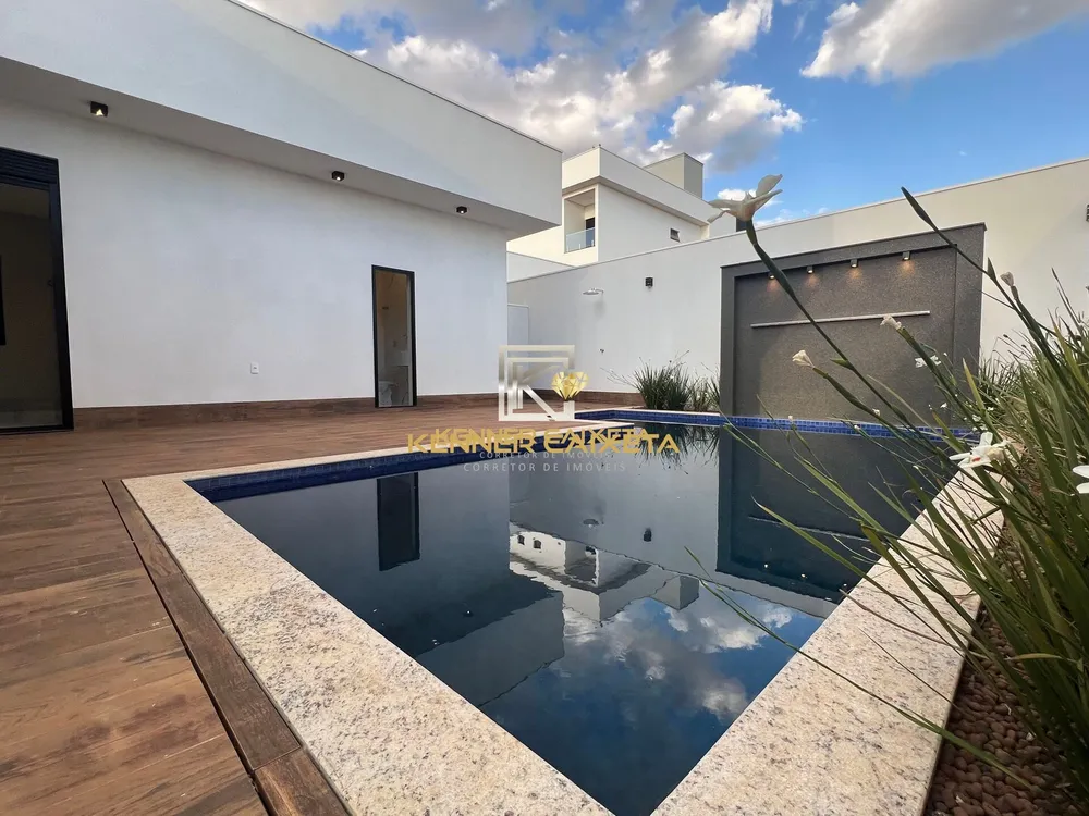 Casa, 3 quartos, 225 m² - Foto 13