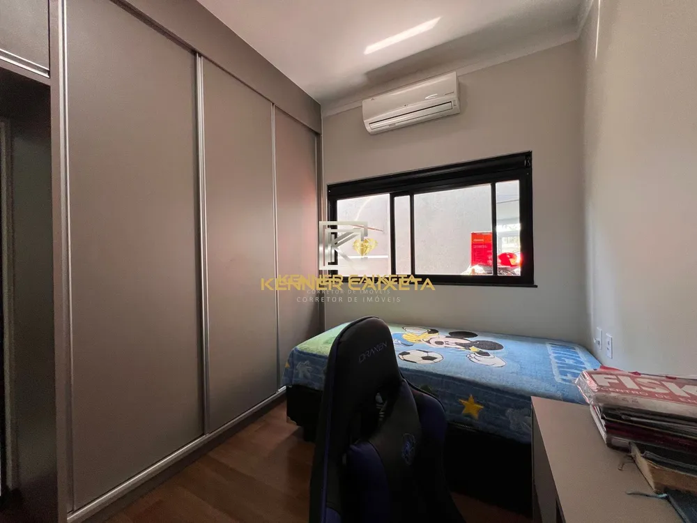 Casa, 3 quartos, 300 m² - Foto 15