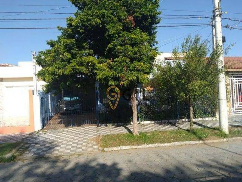 Casa, 3 quartos, 197 m² - Foto 2
