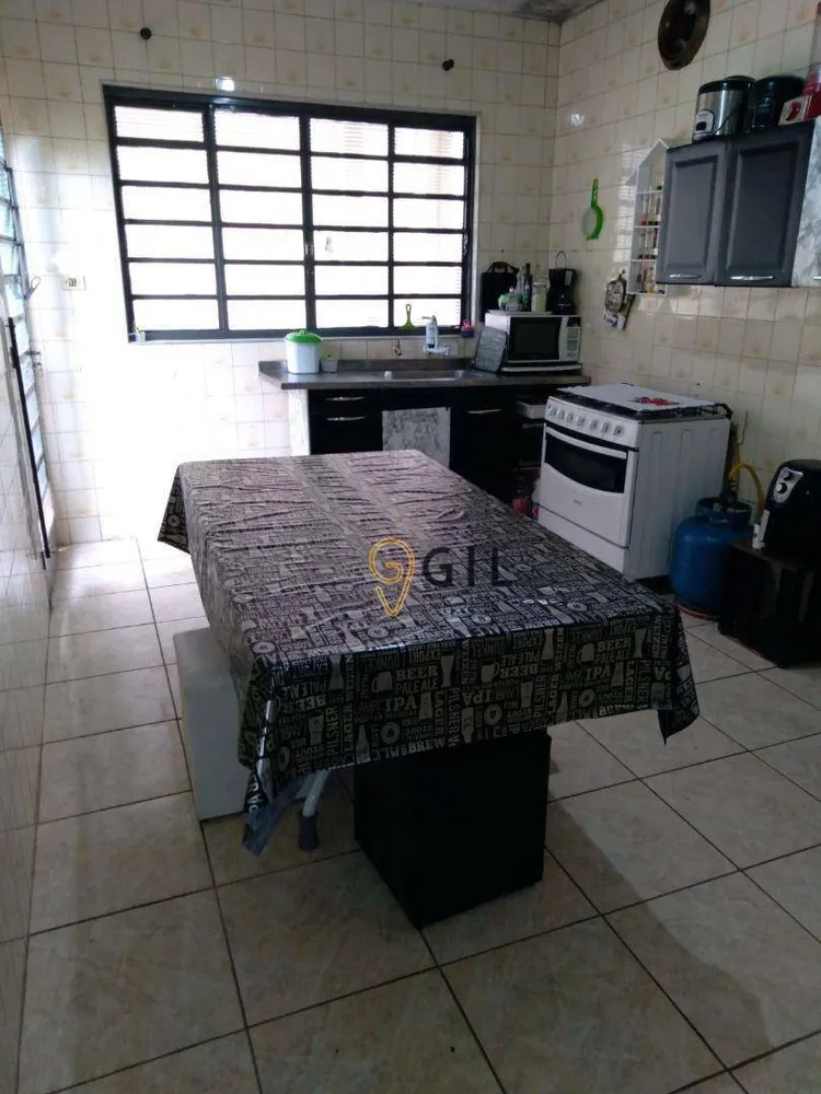 Casa, 4 quartos, 214 m² - Foto 4