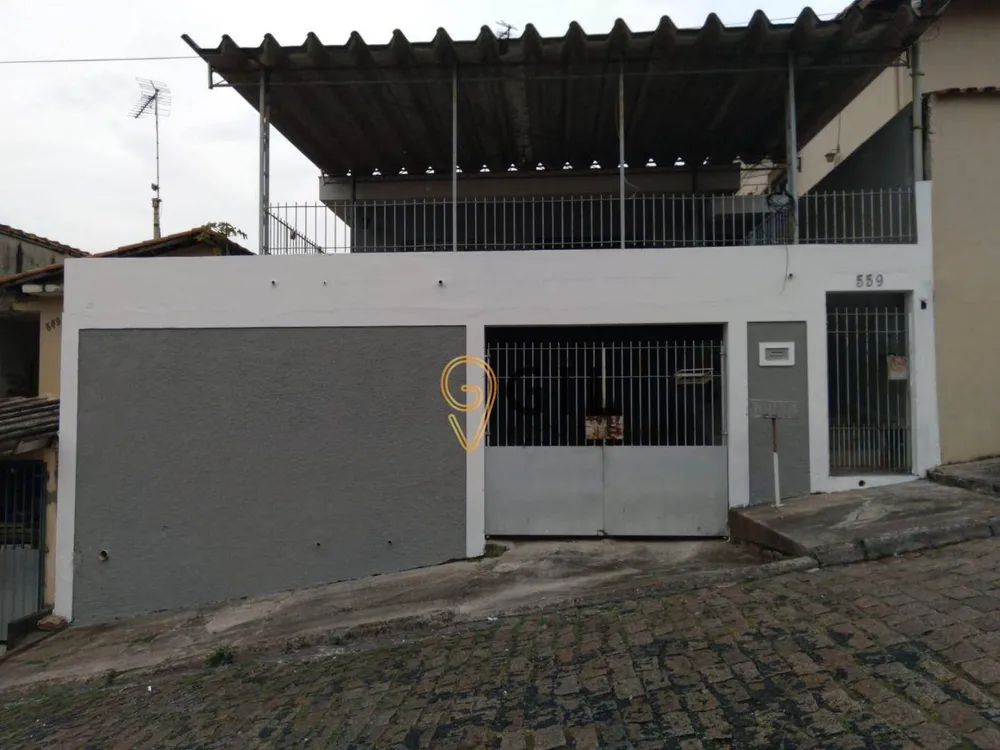 Casa, 4 quartos, 214 m² - Foto 1