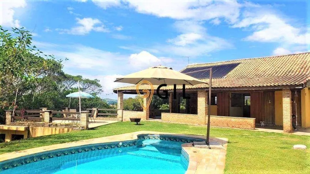 Chácara, 8 quartos, 2389 m² - Foto 1