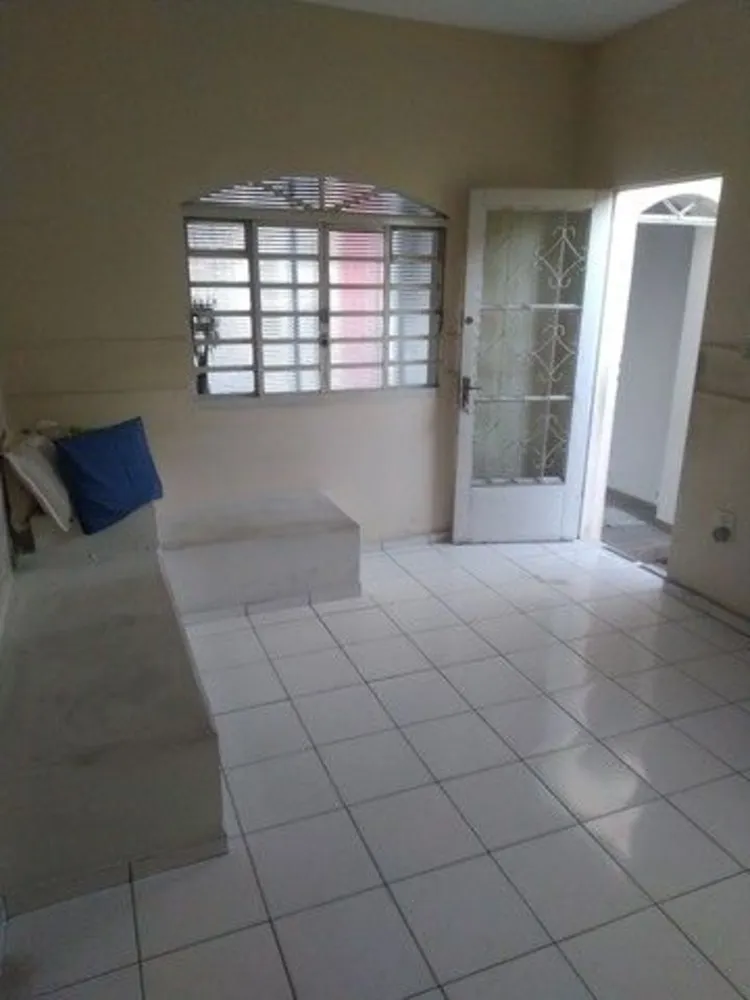 Casa, 5 quartos, 139 m² - Foto 3