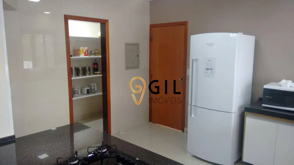Sobrado, 3 quartos, 290 m² - Foto 3